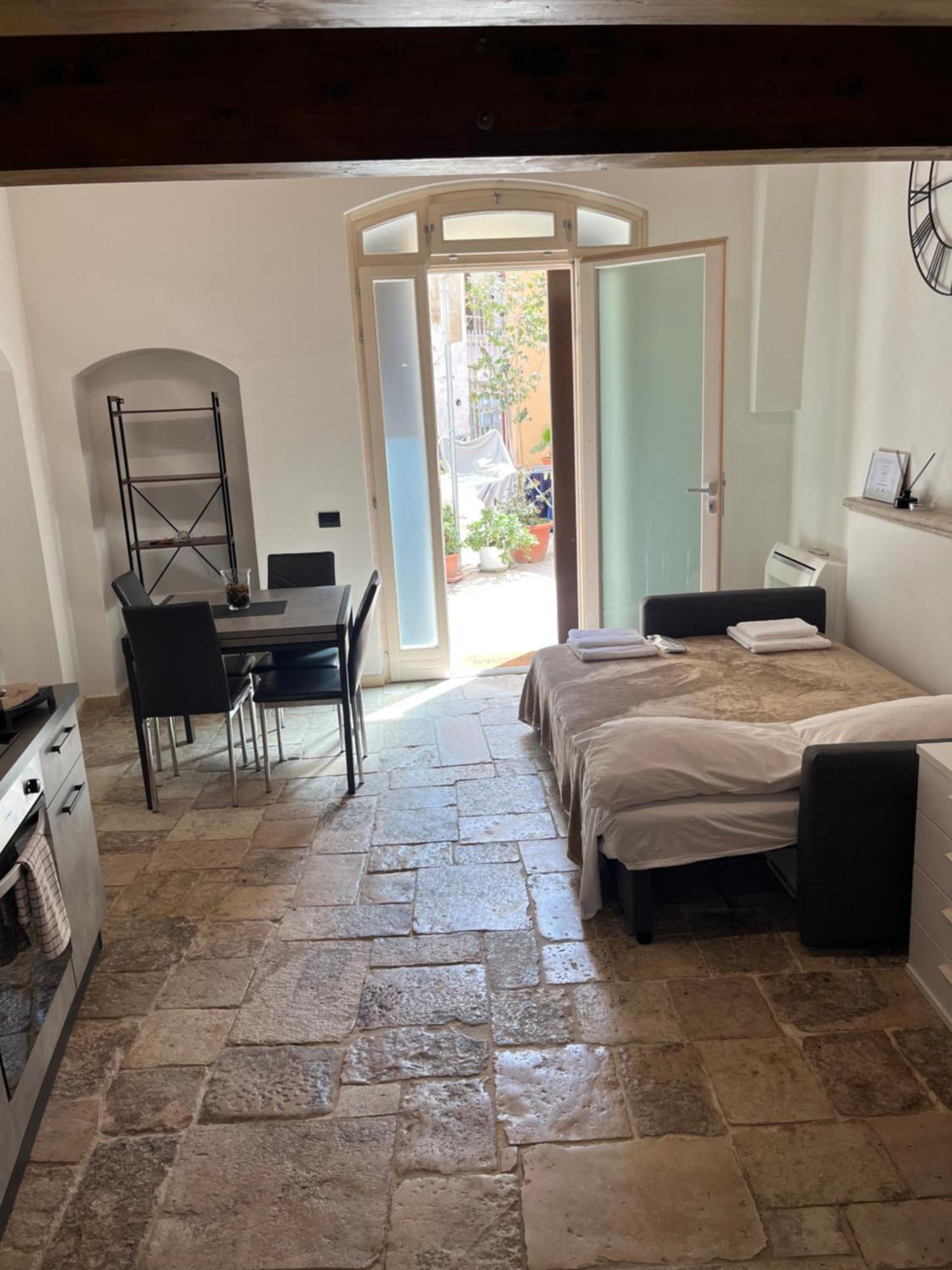 Appartamento Ground Stone Bari Esterno foto